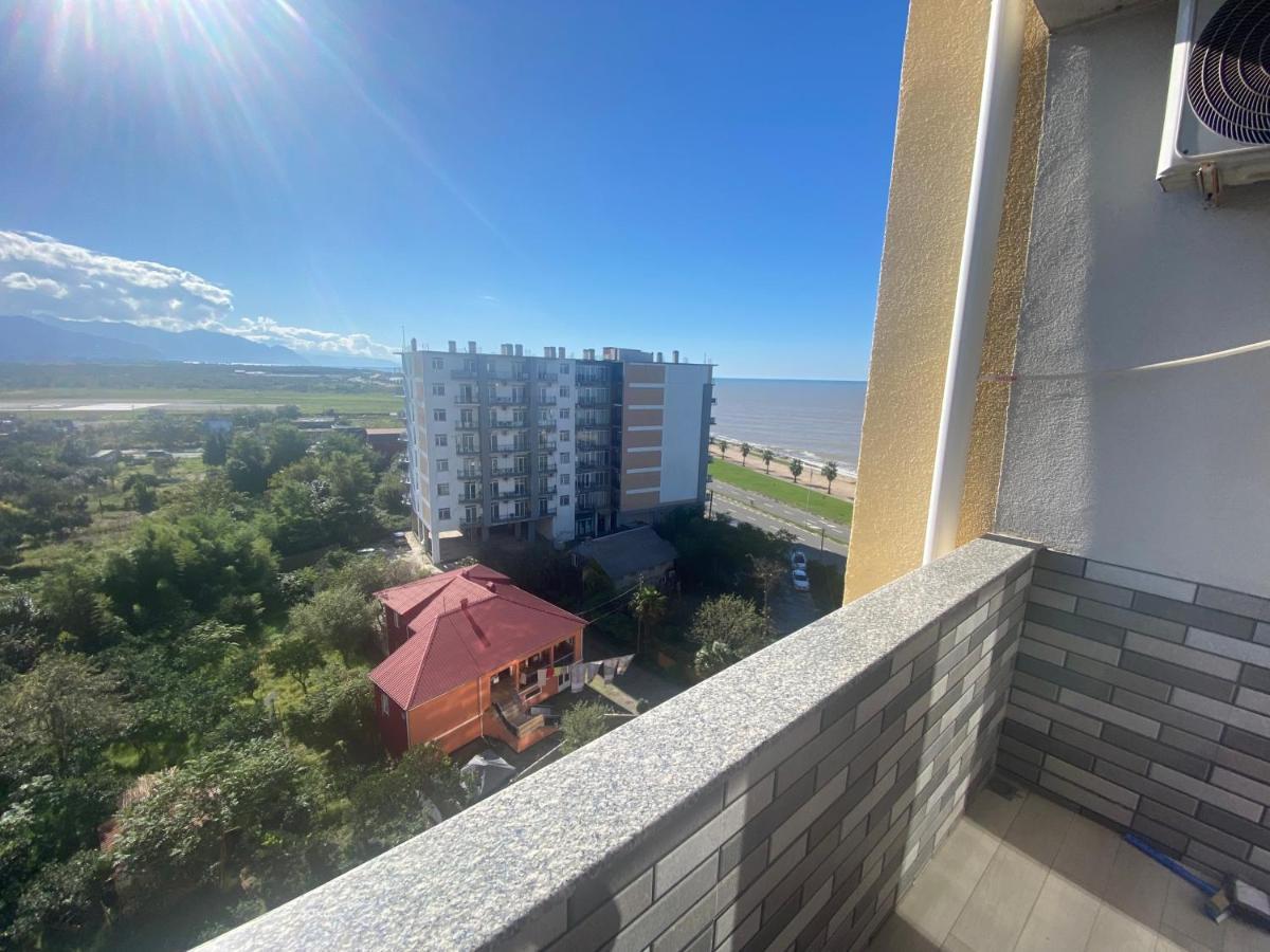 Jasmine Apartment In New Bulvar Batoemi Buitenkant foto