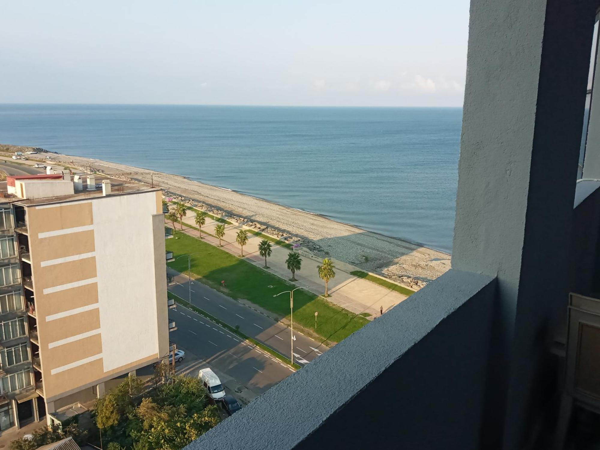 Jasmine Apartment In New Bulvar Batoemi Buitenkant foto